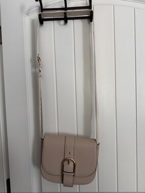 Neutral Canvas Tote Strap with Bold Text